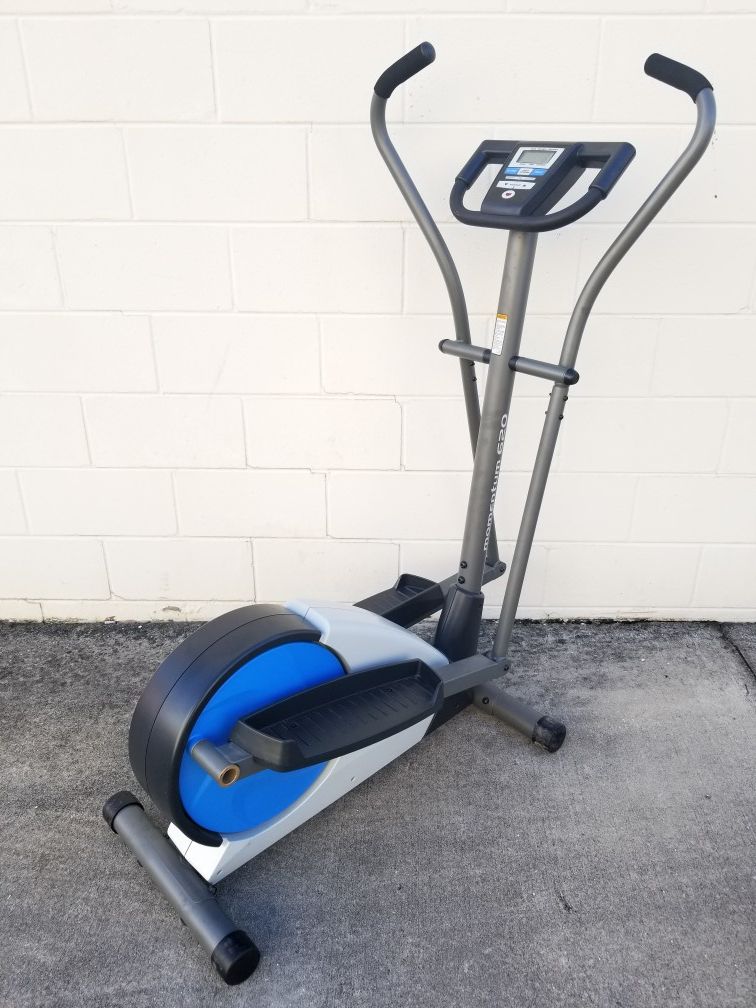 Weslo Momentum 620 Elliptical Trainer Excersise Machine