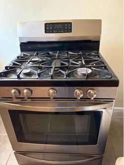 Stove  KENMORE  GOOD CONDITION