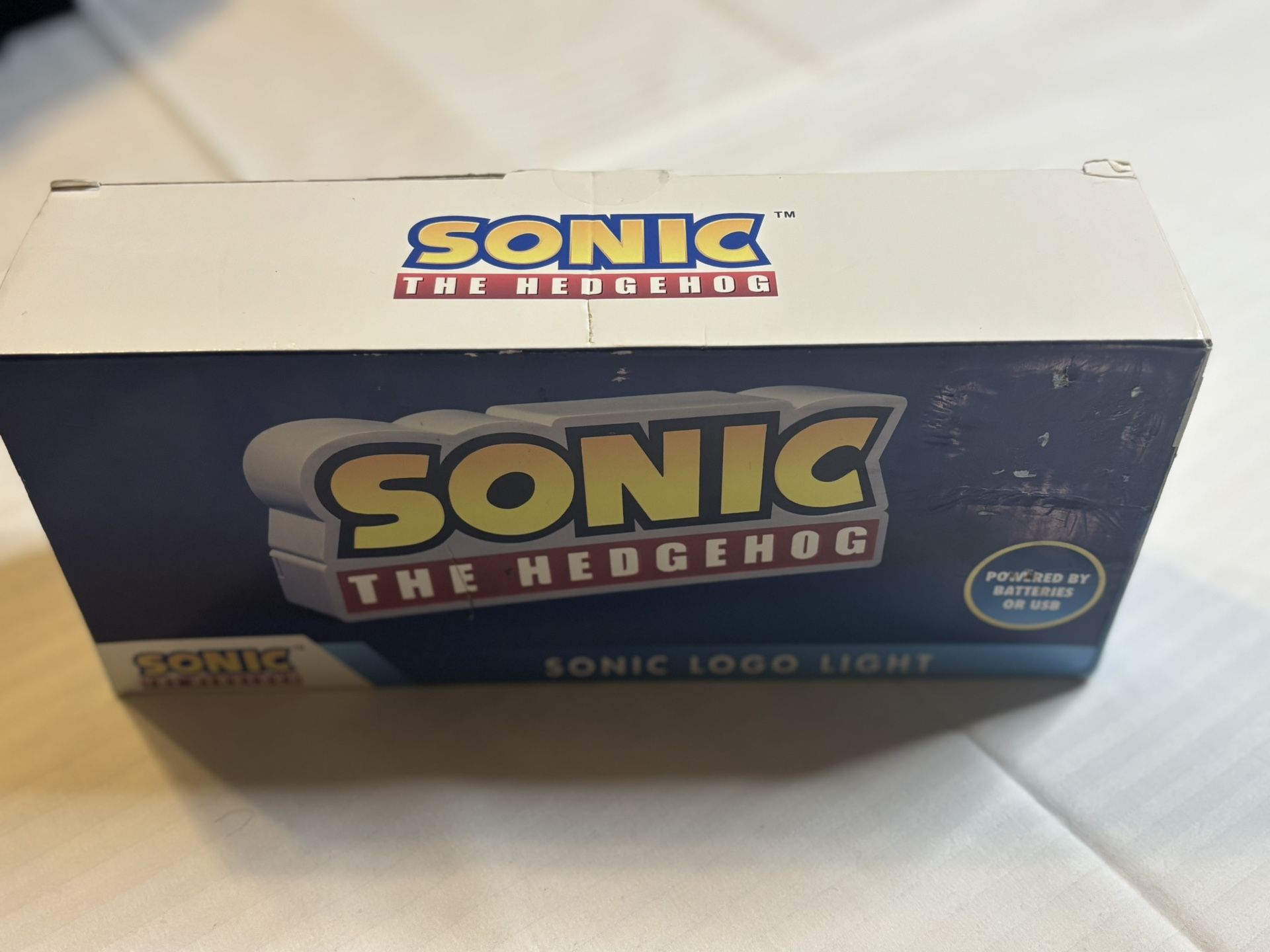 Sonic the hedgehog logo light battery operated