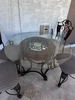 Round glass kitchen table