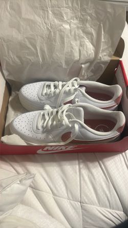 Women’s Nike Shoes - Brand New