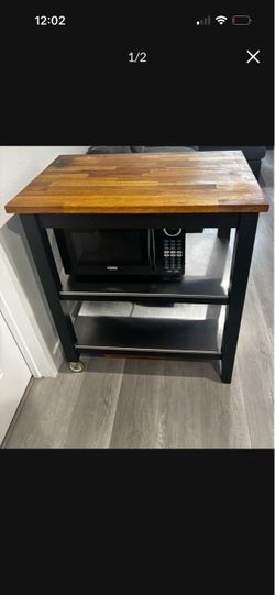 Small kitchen island