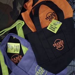2025 Trader Joe's Halloween 🎃 👻 Mini Tote Bags!