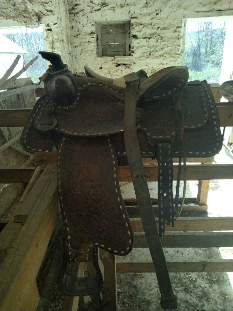 Western Saddle