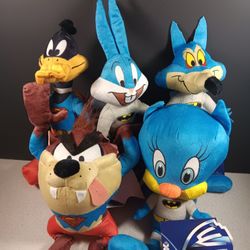 Looney Tunes Cartoon Set of 5 Super Hero Costume Batman Bugs Plush Toy 8-10” New