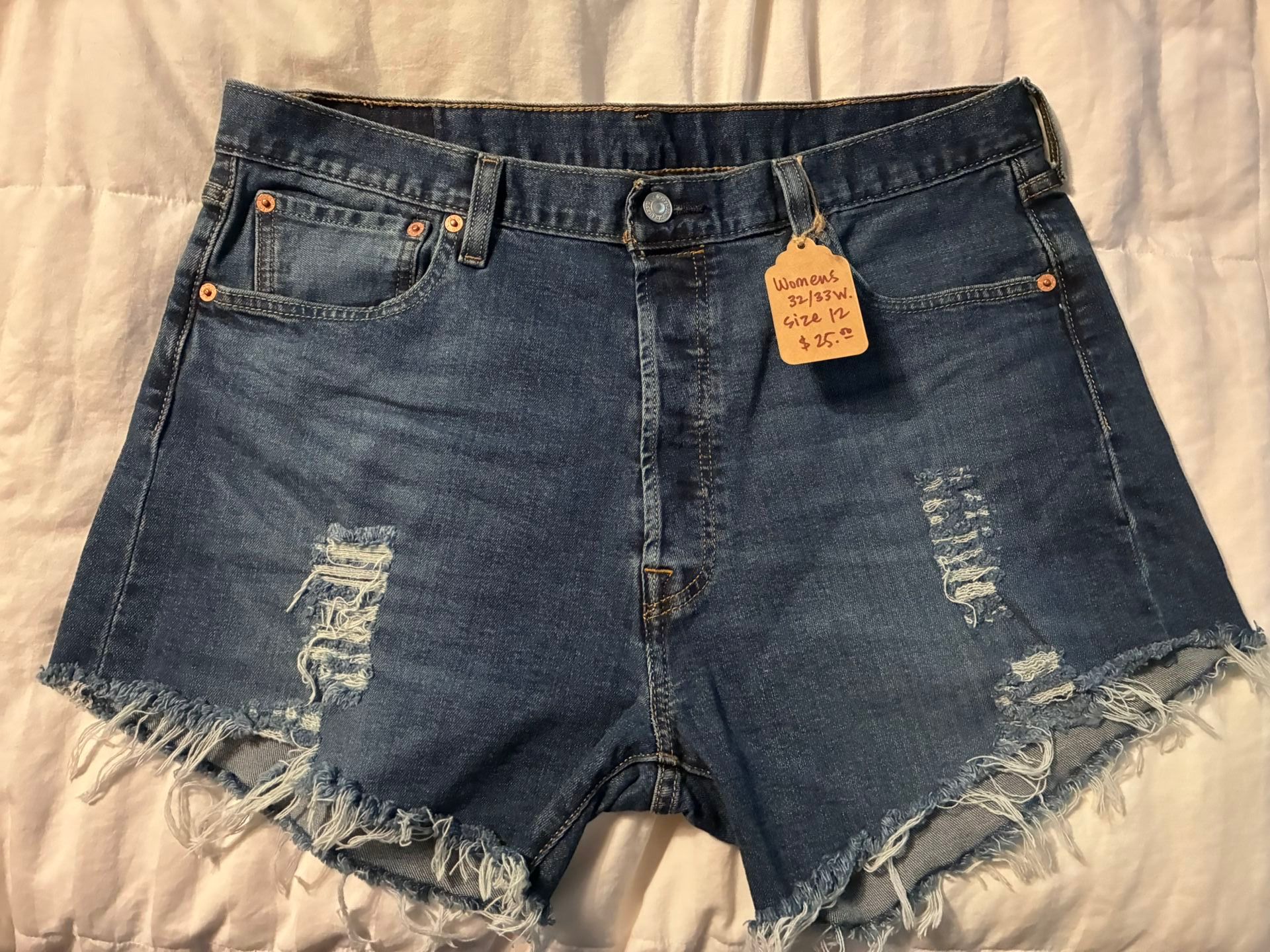 Levi’s 501 Cut Offs