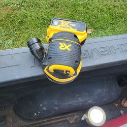 Dewalt Sander 