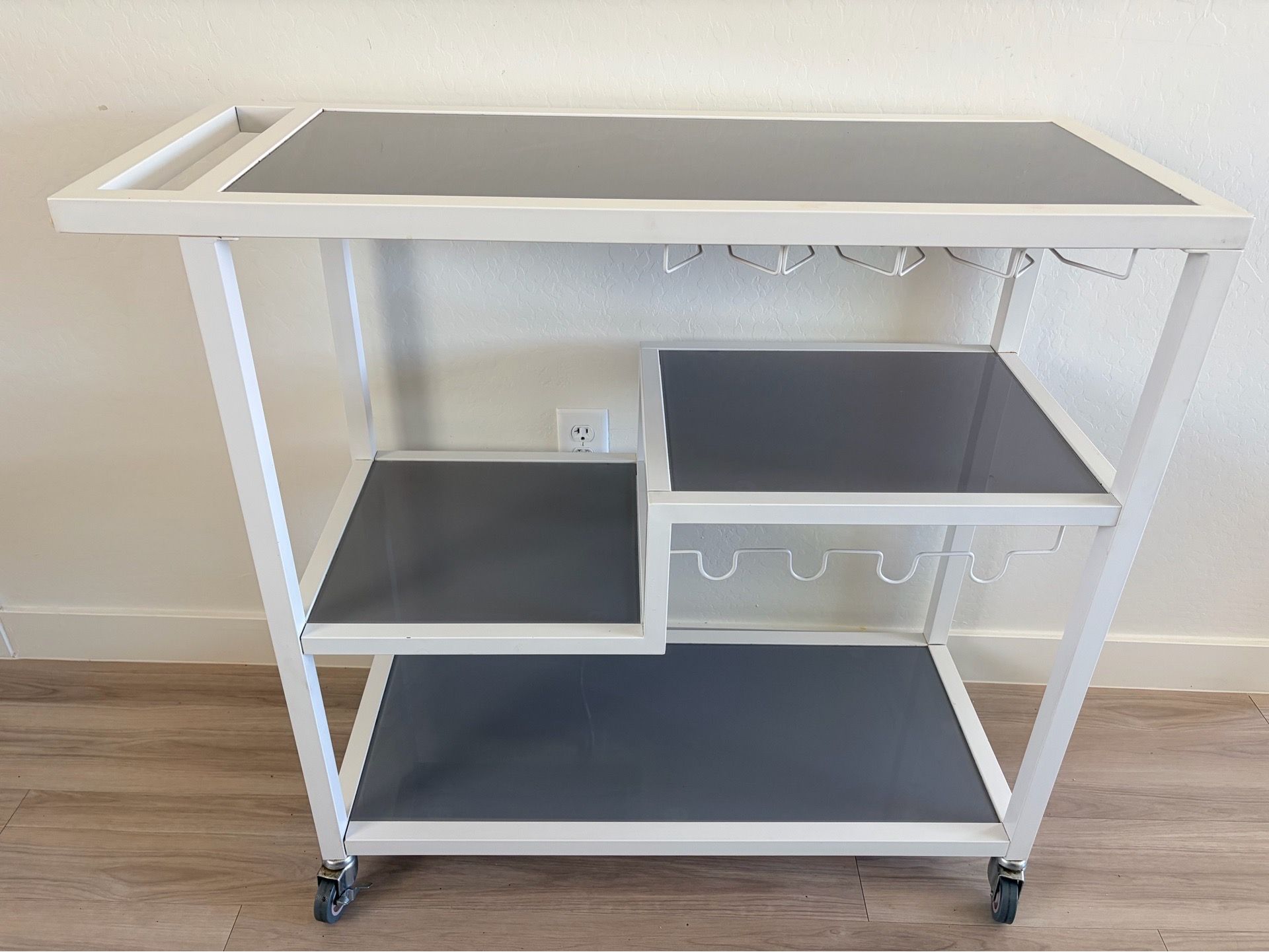 White Rolling Bar Cart / Drink Cart - READ DESCRIPTION