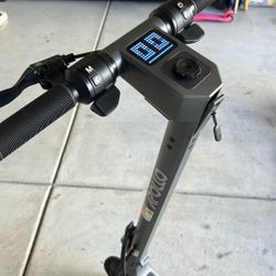 Apollo Go Electric scooter