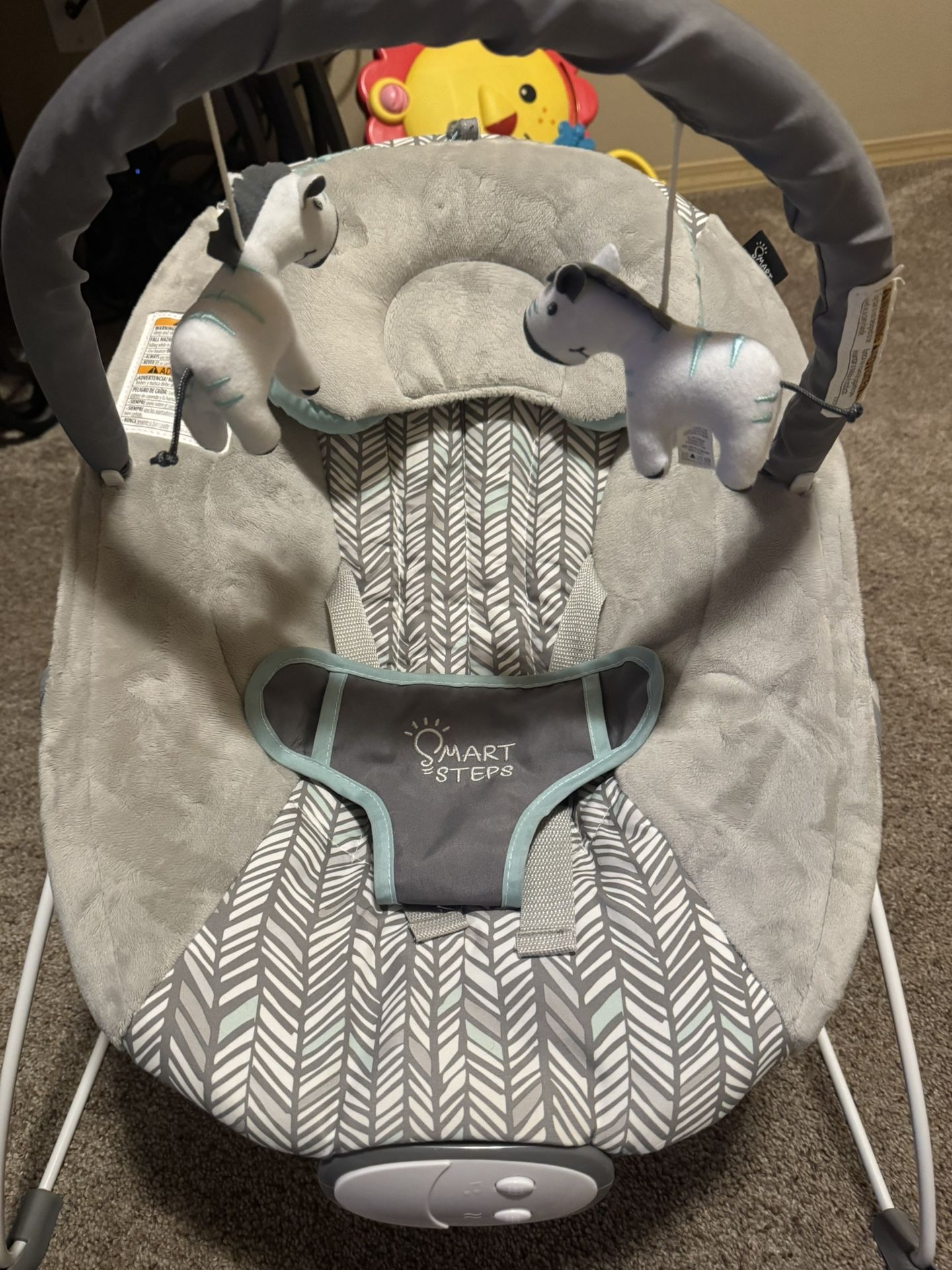 Smart Steps Bouncer And vibrating rocker 