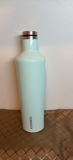 Corkcicle 25oz canteen hot/cold