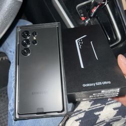 Samsung Galaxy S25 Ultra - NEW