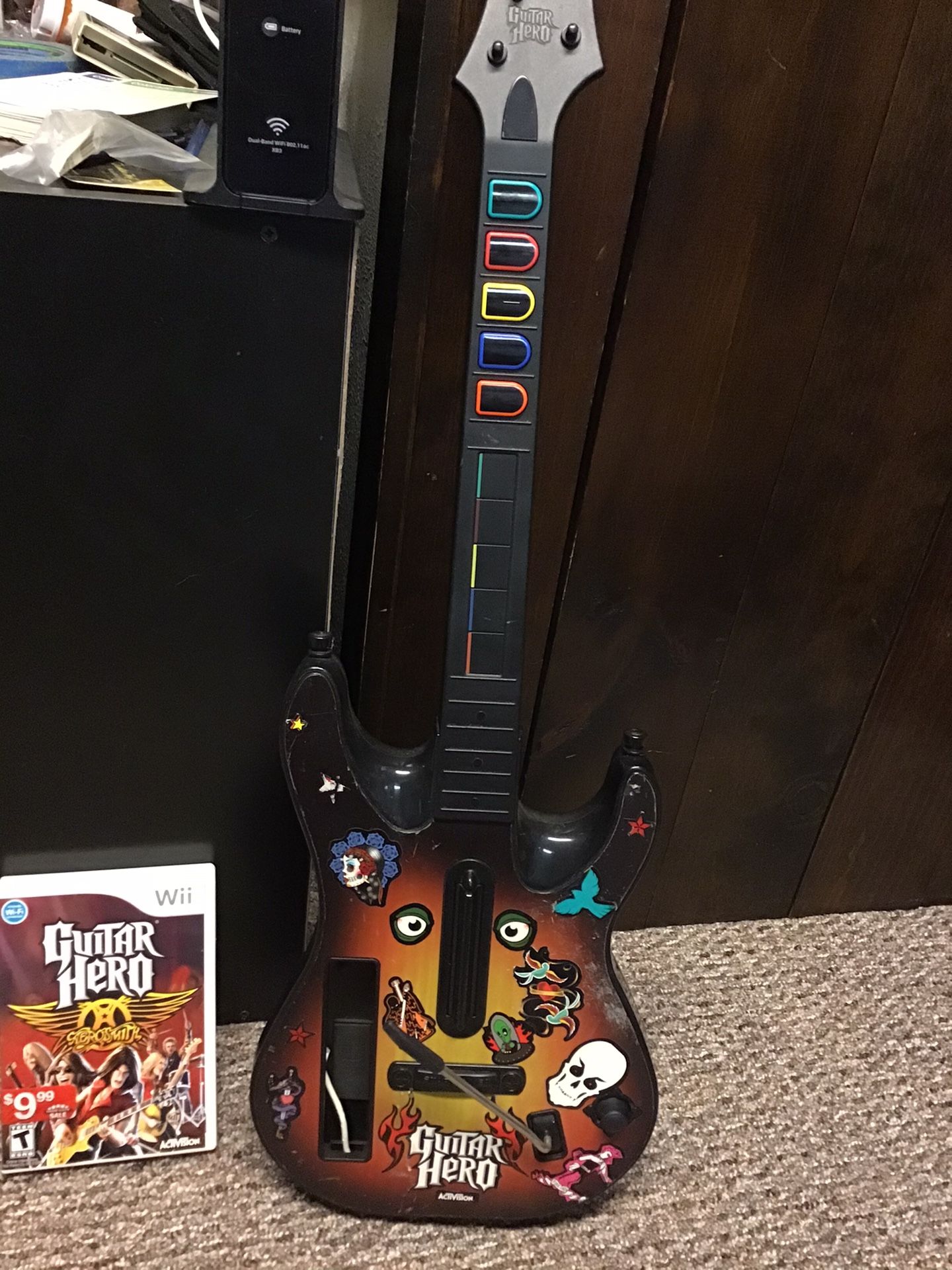 Nintendo Wii Guitar Hero Bundle