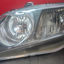 2006-2011 Honda Civic Headlight Assembly (PAIR) Black Background (Refurbished)