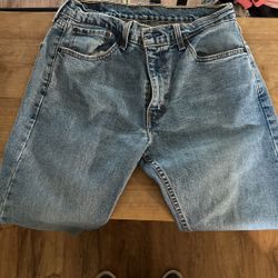 Levi’s Mens Straight Legged Jeans