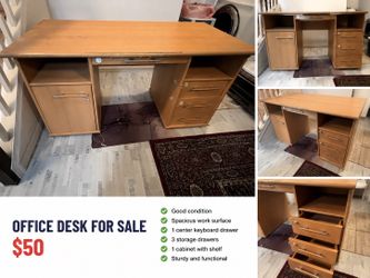 Computer desk  4 drawers