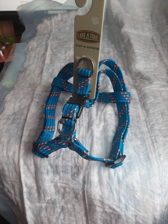 Brand New Lake Trail Step In Dog Harness