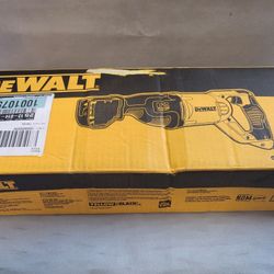 Dewalt Dwe305 Reciprocating Saw 