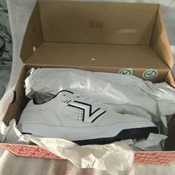 Vans Shoes  NIB Men's Size 10.5