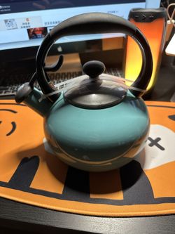 Chantal Aqua Button Kettle