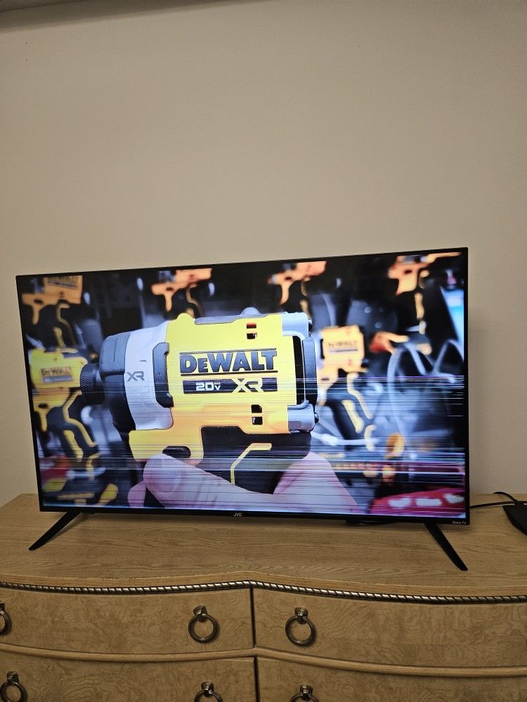 JVC ROKU 50 INCH TV
