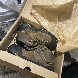 Safety Shoes Brand new, Size 10.5