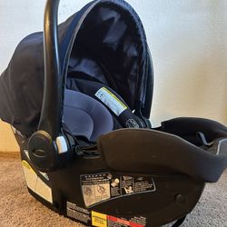 Graco Car seat And Stroller