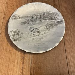 Vintage Metal Vintage Plaster of Pittsburgh U.S Conference of Mayors 1979