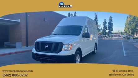 2017 Nissan NV2500 HD Cargo