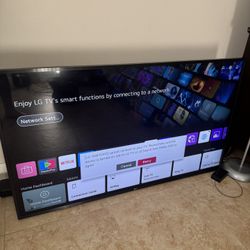 LG 4K Smart UHD TV 55’ Alexa Built In Plus Soundbar