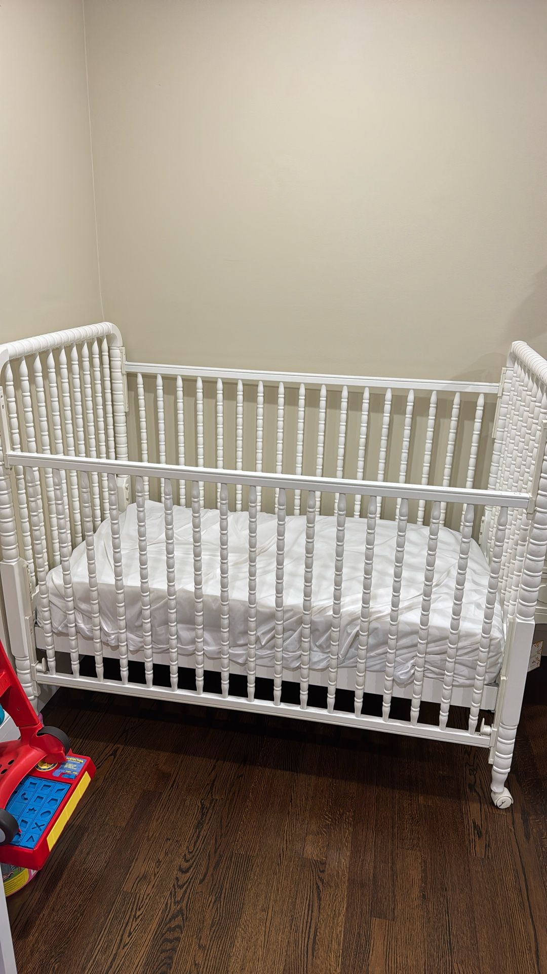 White Crib
