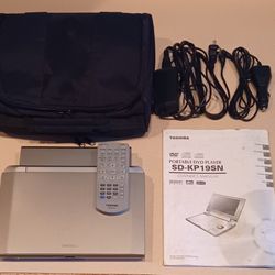 Toshiba SD-KP19SN Portable DVD Player with Case, AC Adapter, Battery, & Remote