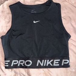 Nike Pro sports tank size small