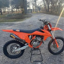 2022 KTM 350 SXF Dirt Bike