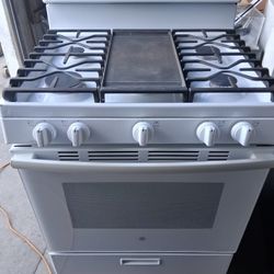 Newer Model GE 5 Burners Gas Range Stove Oven Works Great Fully Functional 