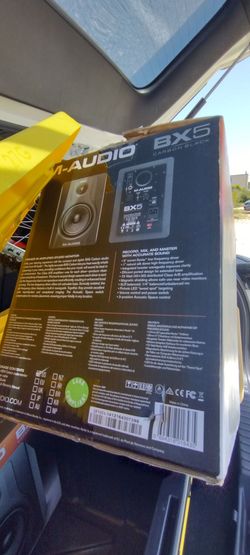 Studio speakers, M-Audio BX-5 (pair)