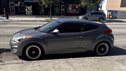 2017 Hyundai Veloster
