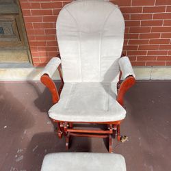 Glider With Swinging Foot Stool