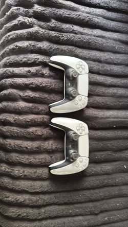 Ps5 Controllers without charging cable