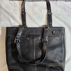 Coach Leather Bag (purse) 