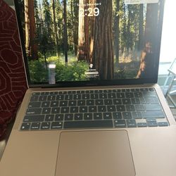 ❤️Valentines Like New MacBook Air 256 GB Retina LED (read Description Below). SALE $985  🍀