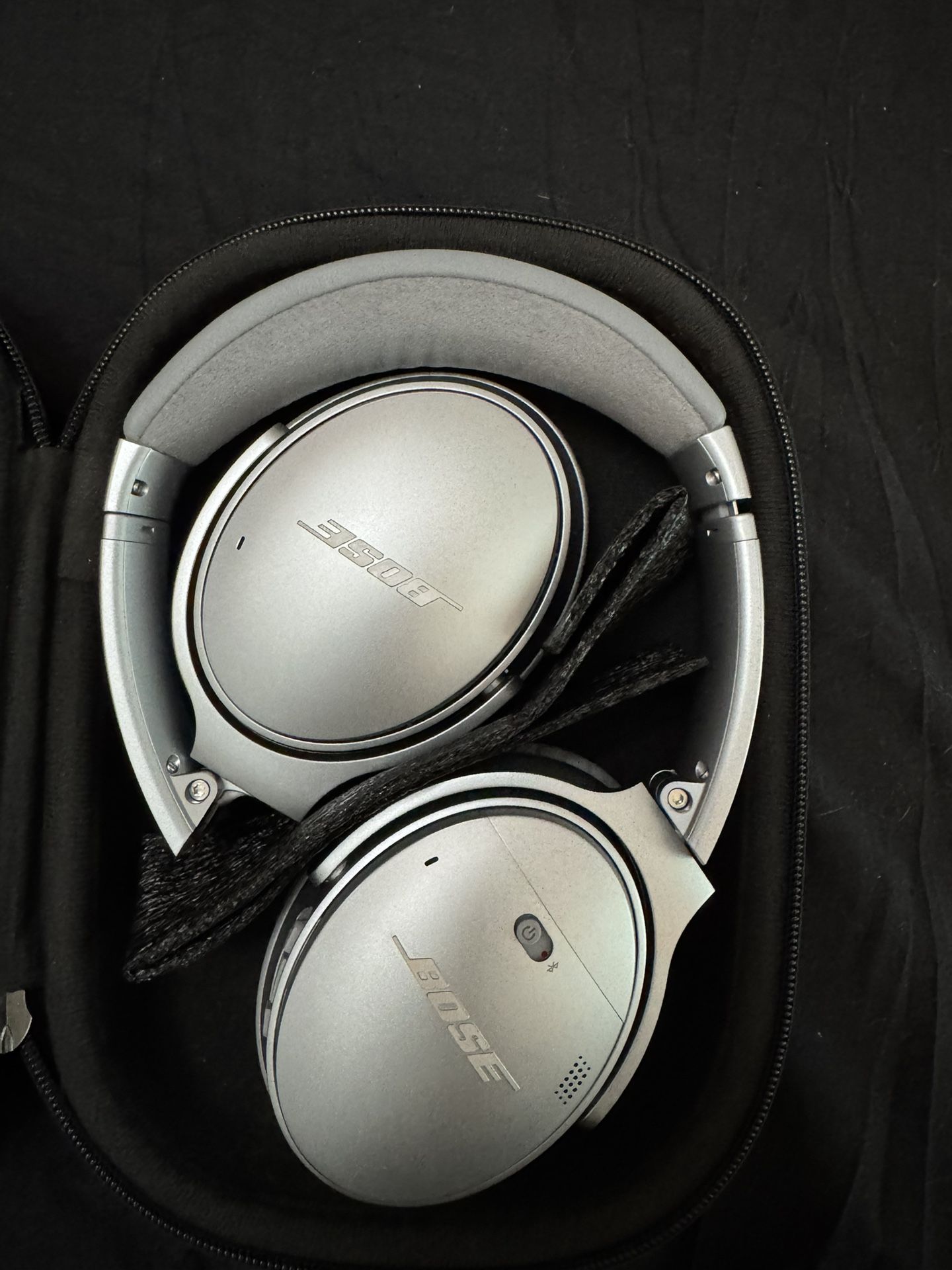 Bose QC45 Like New