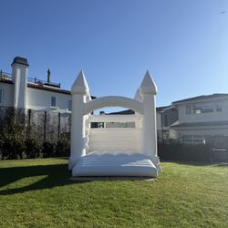 Bounce House 