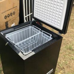 3.5 Cu Ft Freezer