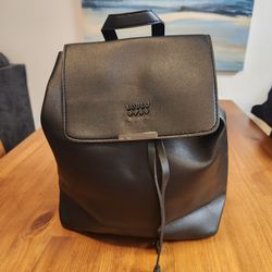 NEW Loulu Women's Drawstring Backpack With Snap - Black (SE San Diego)