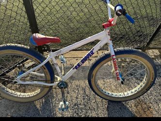 SE Fat Ripper 26 BMX Bike White 2017