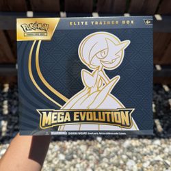 Pokemon Mega Gardevoir Elite Trainer Box
