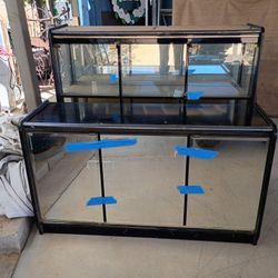 Two Piece Glass Showcase/China Cabinet