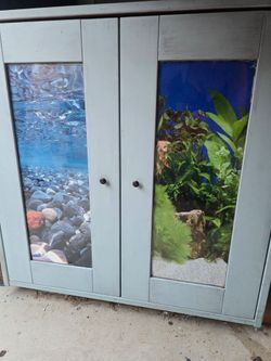 CABINET OAK WITH OCEAN DOORS
