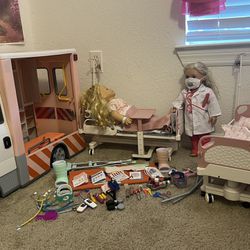 OG Ambulance, Hospital Beds And Two American Girl Size Dolls. 